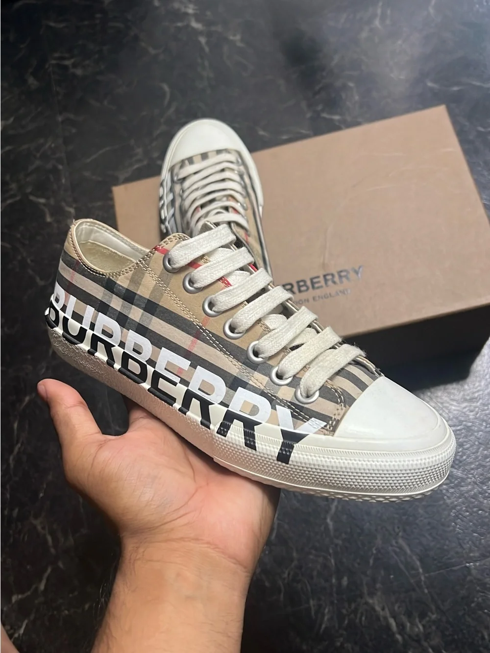 Burberry Beige Check Logo Low-Top Sneakers